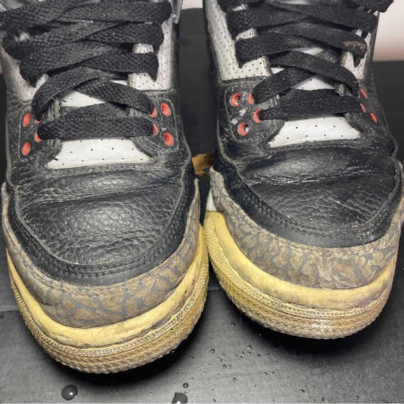 Jordan 3 Retro Black Cement (2018) (GS) 5.5Y - Picture 7 of 8